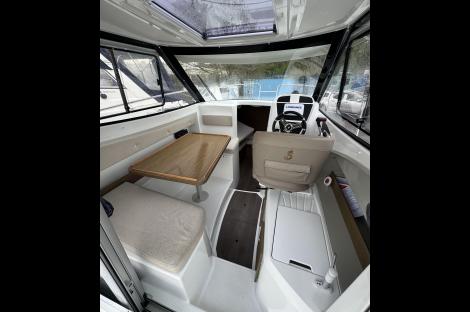 2016 Beneteau Antares 6.80 Motor Boat