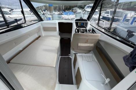 2016 Beneteau Antares 6.80 Motor Boat