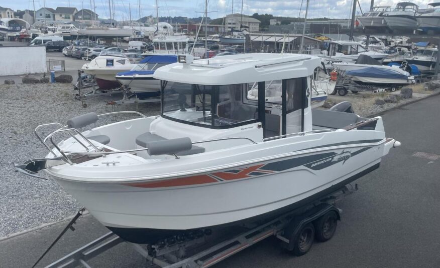 2015 Beneteau Barracuda 7 Motor Boat