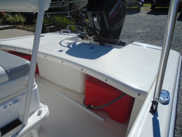 2023 Mako 17 Pro Skiff