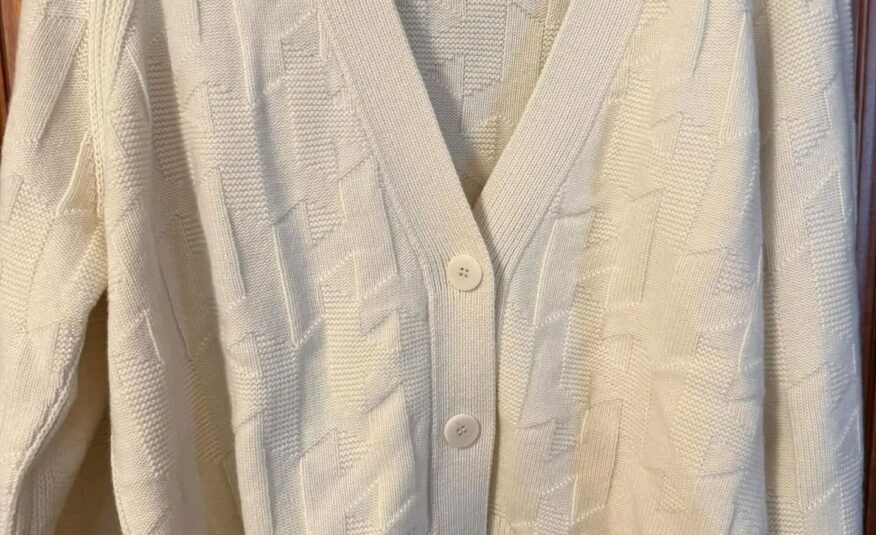 NWT H Cardigan Blanc